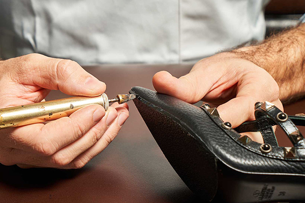Shoe Sole & Heel Repair in badarpur south delhi